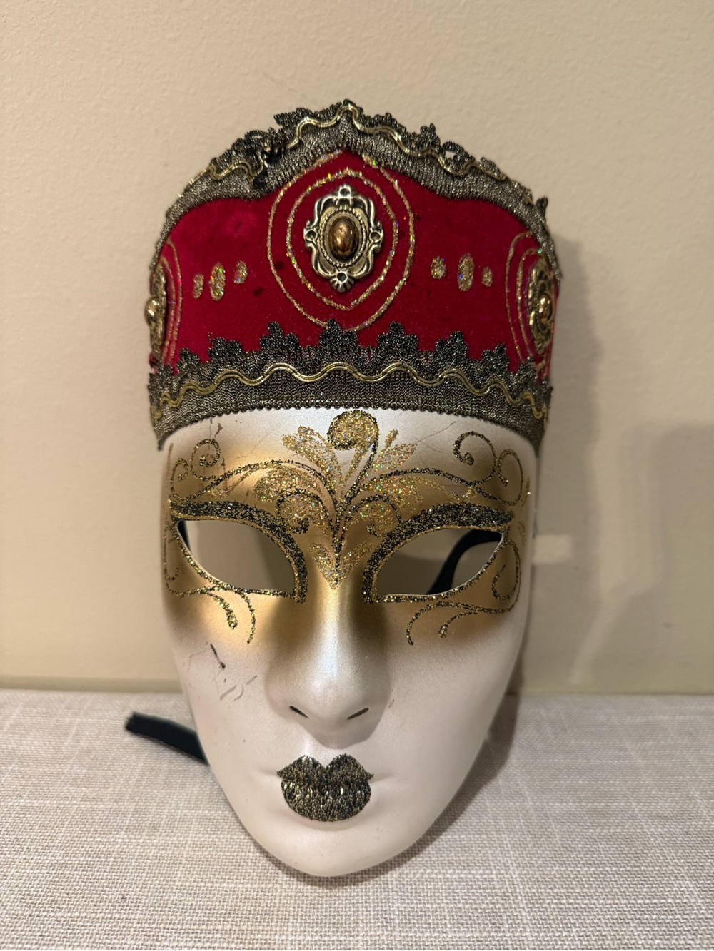 Authentic Venetian Volto Masquerade Mask Hand Painted Velvet Crown Italy